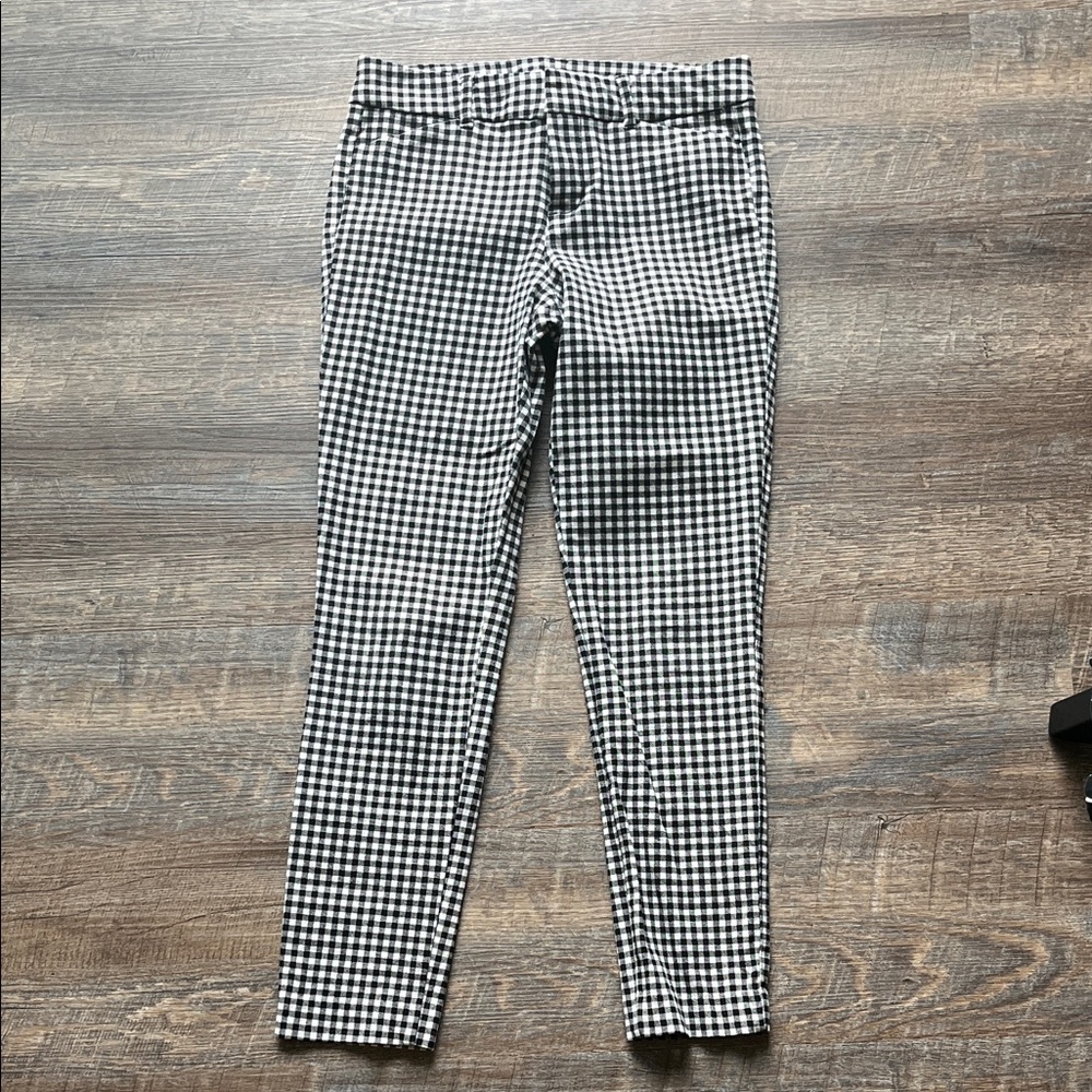 Old Navy Pixie Ankle Pants